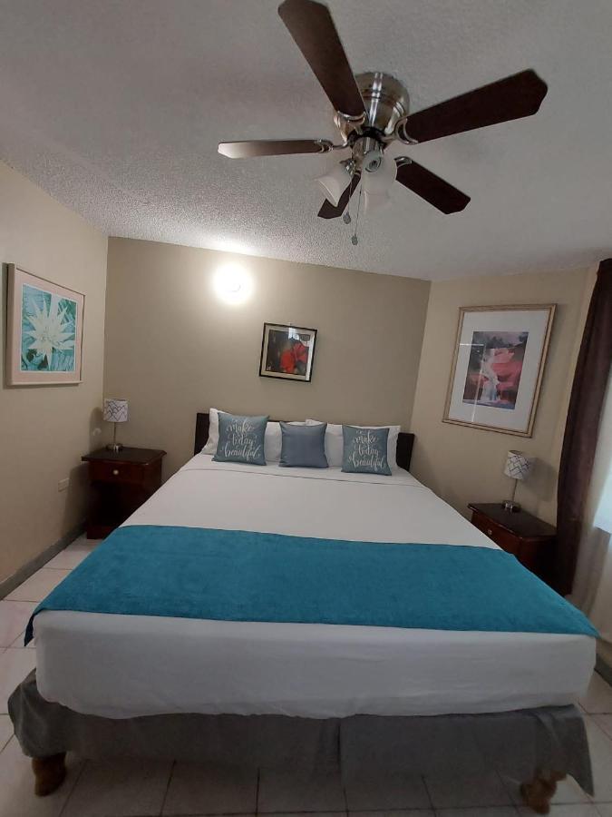 Rosi Ocean Sand Hotel Apt Ocho Rios Luaran gambar