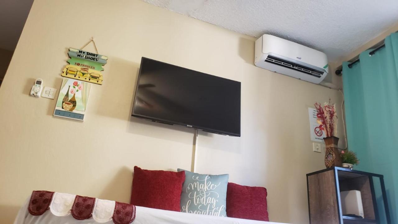 Rosi Ocean Sand Hotel Apt Ocho Rios Luaran gambar