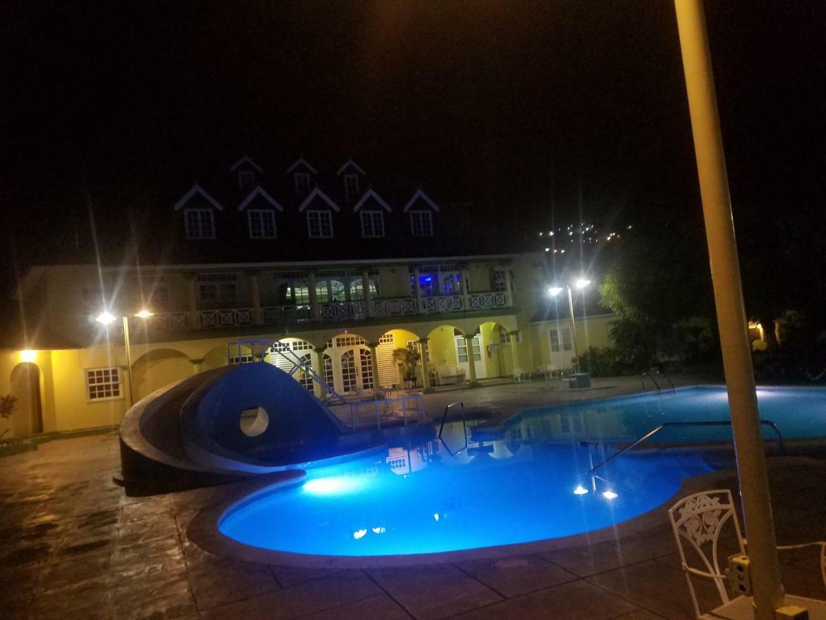 Rosi Ocean Sand Hotel Apt Ocho Rios Luaran gambar